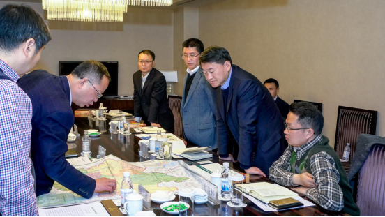 集团党委书记、董事长任丁会见峨边 县委书记谭焰一行