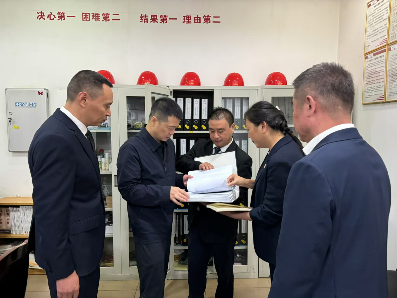 省尊龙凯时集团党委书记、董事长游勇国庆节期间调研督导旗下酒店经营及安全生产工作